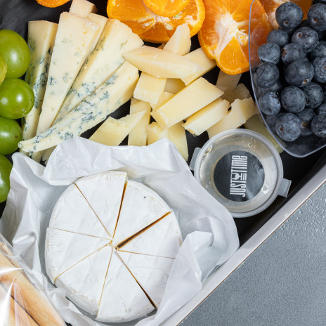  Бокс «К вину два»