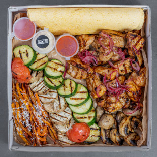  Бокс «Шашлычок под коньячок»